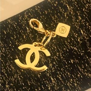 Chanel Holiday Charm